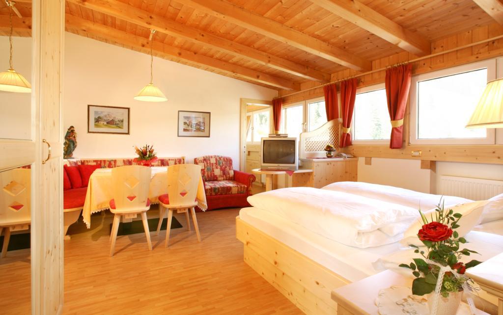 Garni B&B Schenk Selva di Val Gardena Chambre photo